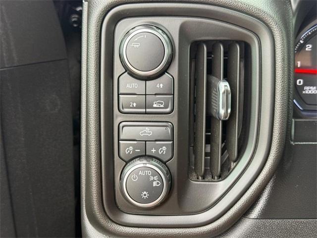 Photo of 2020 Black Chevrolet Silverado 1500