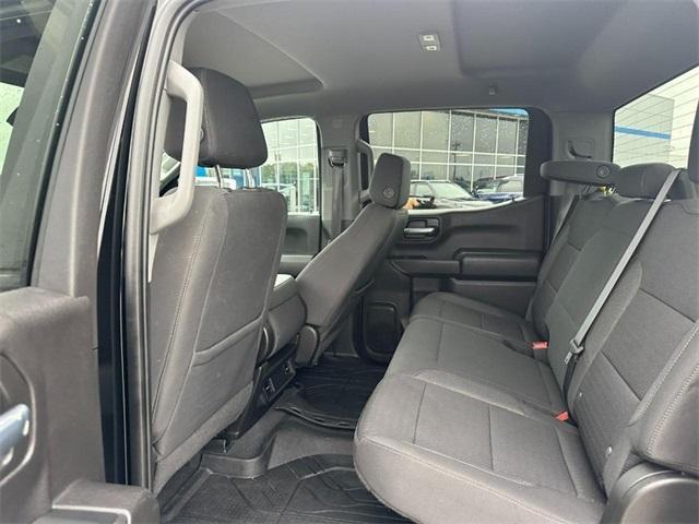 Photo of 2022 Black Chevrolet Silverado 1500