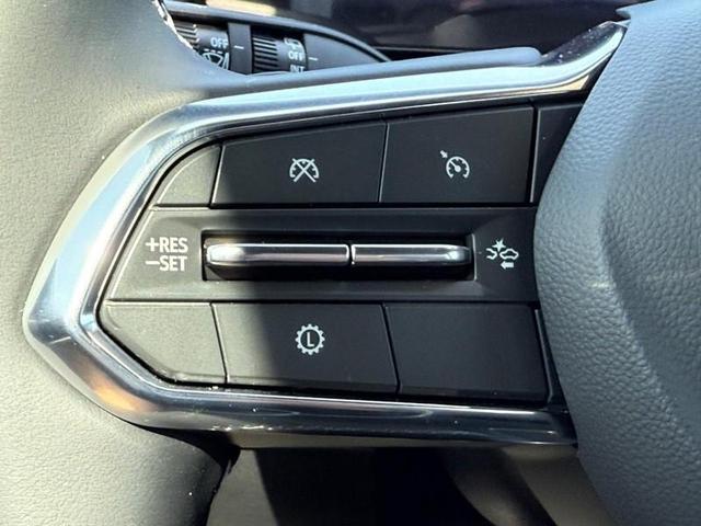 Photo of 2025 Mosaic Black Metallic Chevrolet Traverse