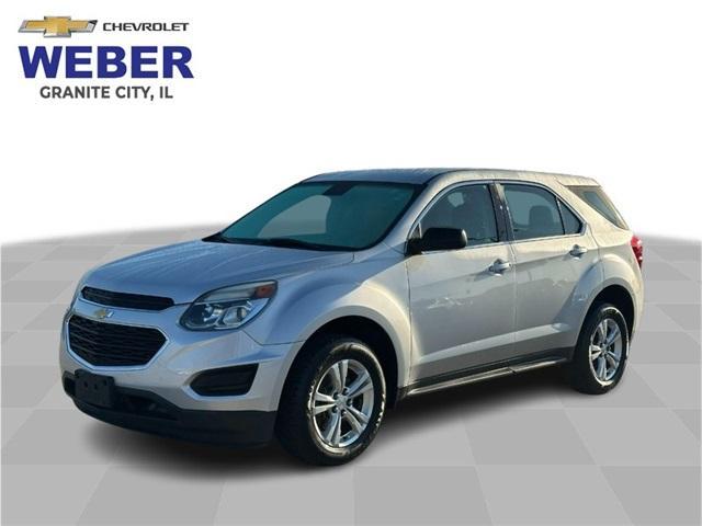 Photo of 2017 Silver Ice Metallic Chevrolet Equinox