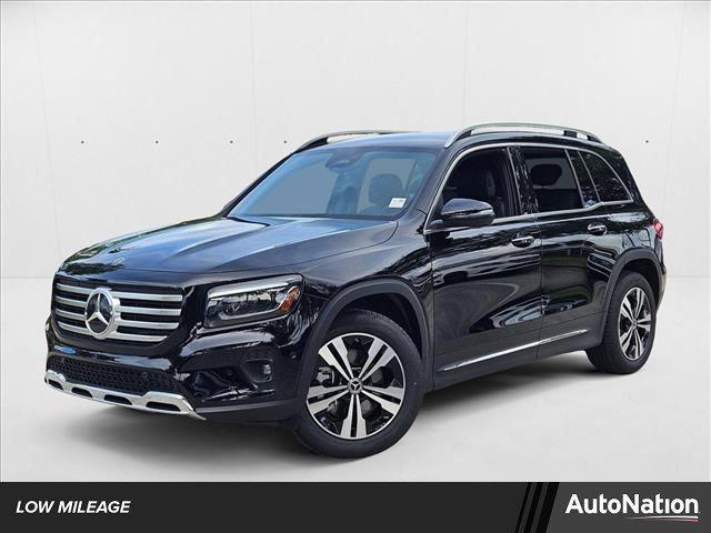 Photo of 2025 Night Black Mercedes-Benz GLB 250