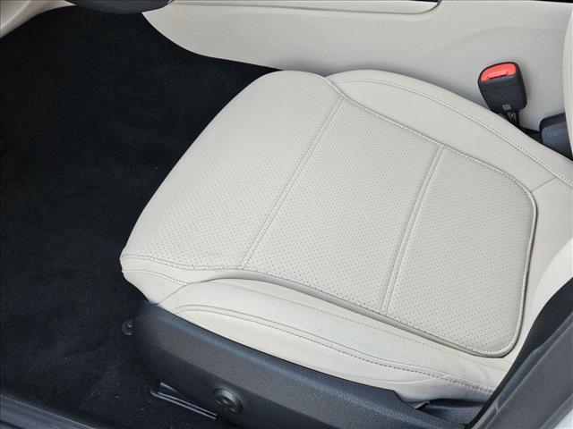 Photo of 2025 Polar White Mercedes-Benz C-Class