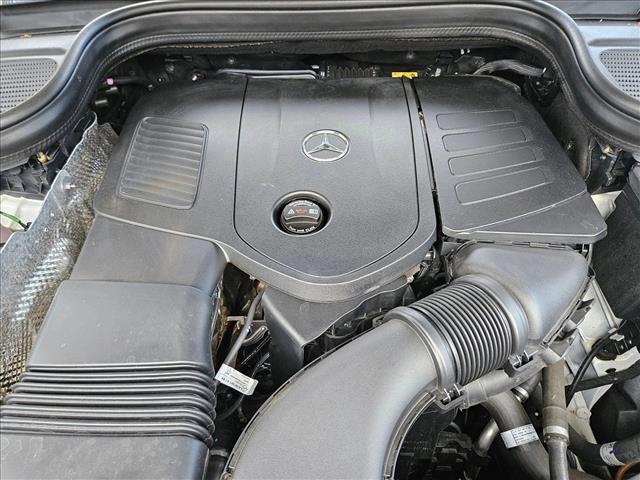 Photo of 2024 Polar White Mercedes-Benz GLE 350