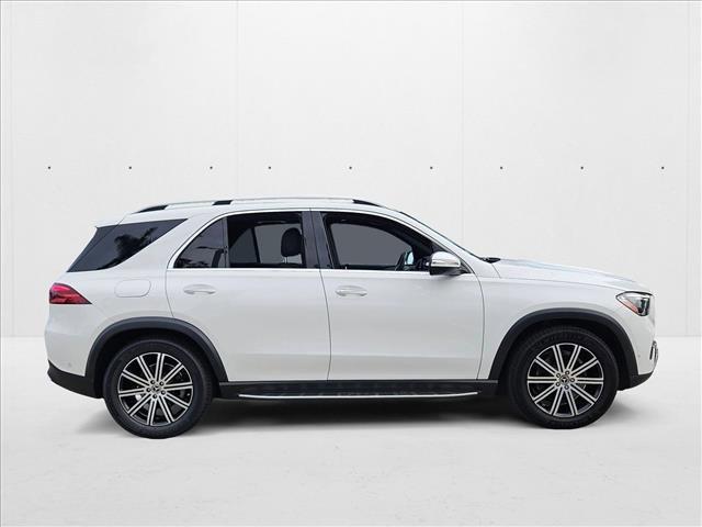 Photo of 2024 Polar White Mercedes-Benz GLE 350