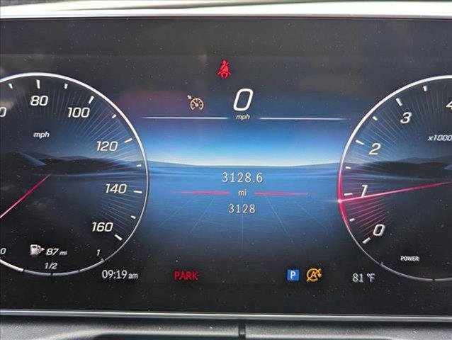 Photo of 2025 Polar White Mercedes-Benz C-Class