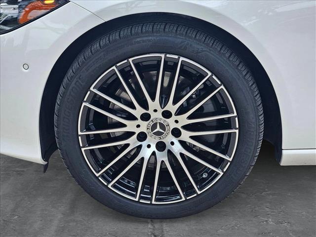 Photo of 2025 Polar White Mercedes-Benz C-Class
