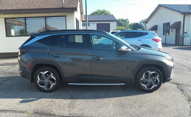 Photo of 2022 Shimmering Silver Hyundai TUCSON Hybrid