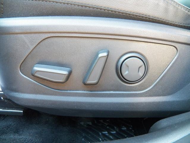 Photo of 2022 Shimmering Silver Hyundai TUCSON Hybrid