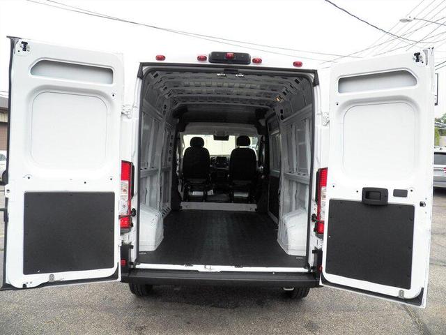 Photo of 2023 Bright White Clearcoat RAM ProMaster 2500
