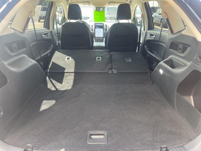 Photo of 2024 Agate Black Metallic Ford Edge