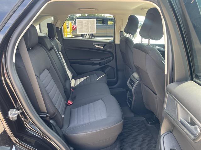 Photo of 2024 Agate Black Metallic Ford Edge