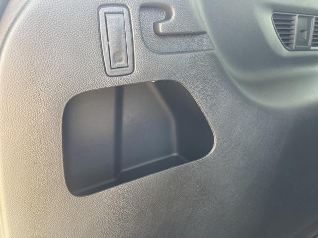 Photo of 2024 Agate Black Metallic Ford Edge
