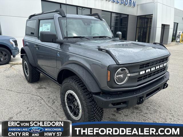 Photo of 2024 Carbonized Gray Metallic Ford Bronco