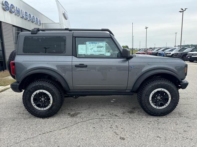 Photo of 2024 Carbonized Gray Metallic Ford Bronco