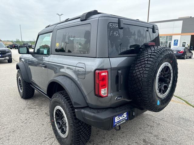 Photo of 2024 Carbonized Gray Metallic Ford Bronco