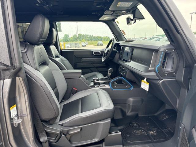 Photo of 2024 Carbonized Gray Metallic Ford Bronco