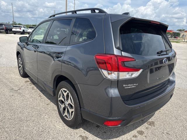 Photo of 2023 Magnetite Gray Metallic Subaru Forester