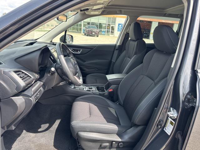 Photo of 2023 Magnetite Gray Metallic Subaru Forester