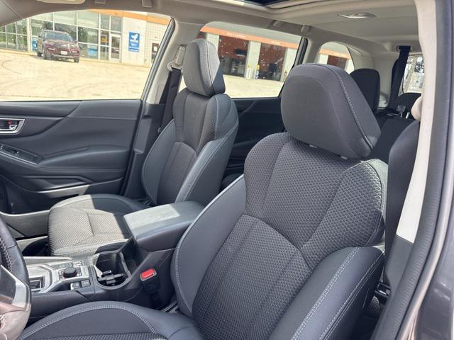 Photo of 2023 Magnetite Gray Metallic Subaru Forester
