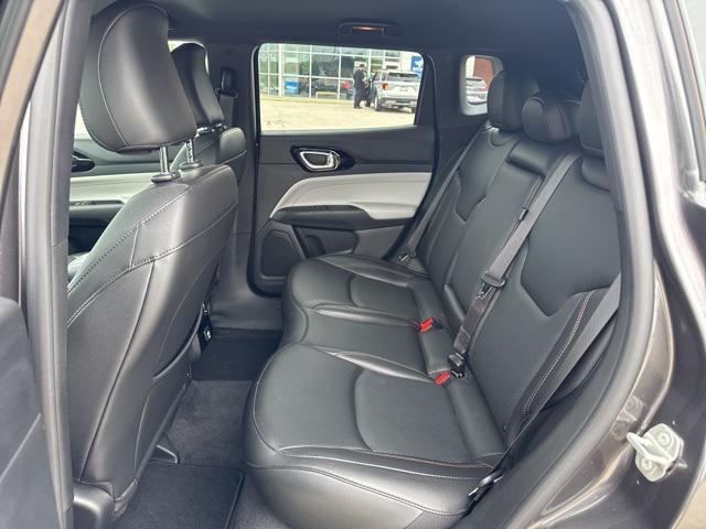 Photo of 2023 Granite Crystal Metallic Clearcoat Jeep Compass