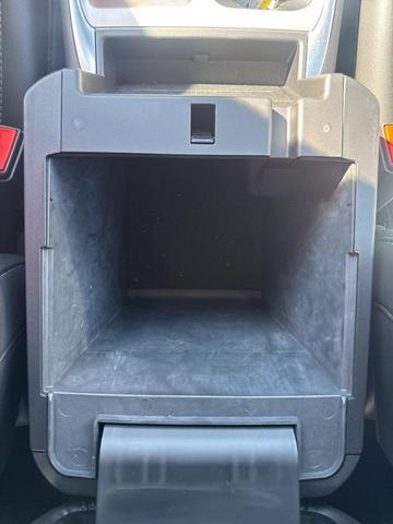 Photo of 2023 Star White Metallic Tri-Coat Ford Explorer