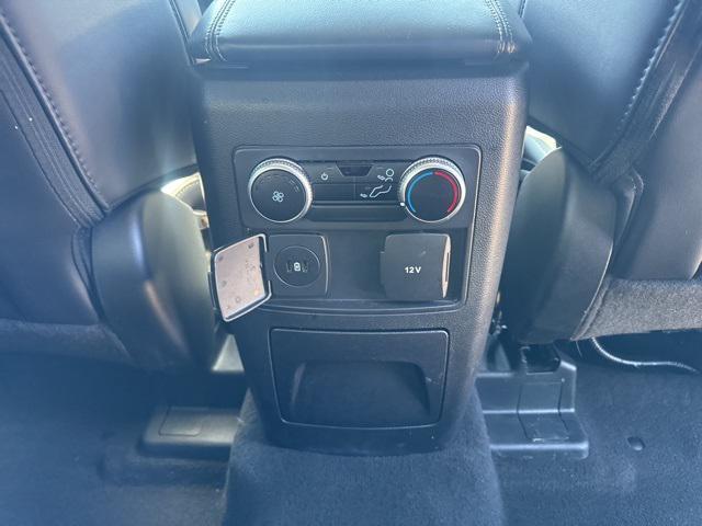 Photo of 2023 Star White Metallic Tri-Coat Ford Explorer
