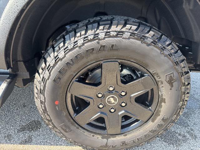 Photo of 2025 Azure Gray Metallic Tri-Coat Ford Bronco
