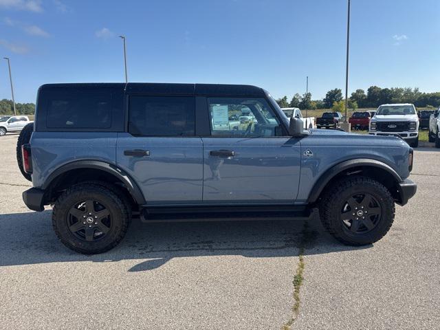 Photo of 2025 Azure Gray Metallic Tri-Coat Ford Bronco