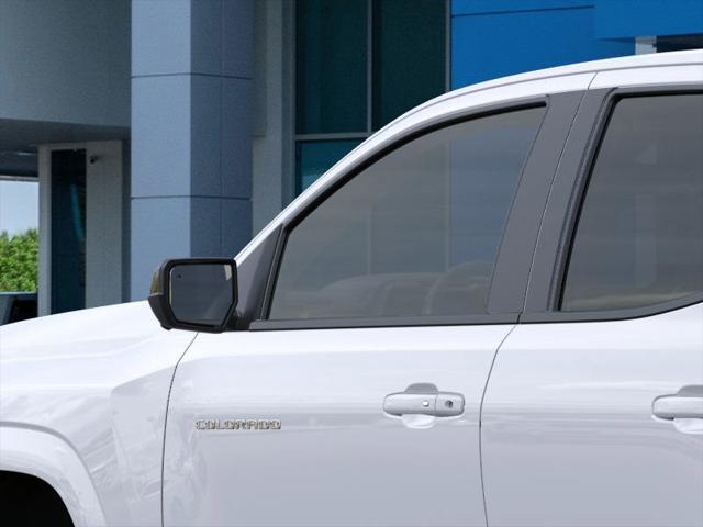 Photo of 2025 White Chevrolet Colorado