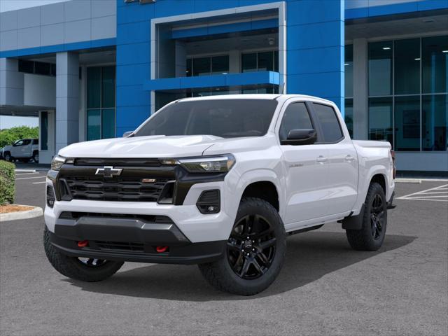 Photo of 2025 White Chevrolet Colorado
