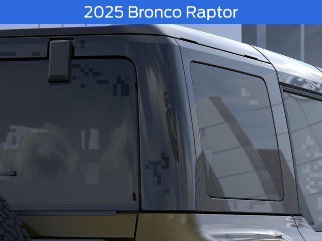 Photo of 2025 Shelter Green Metallic Ford Bronco