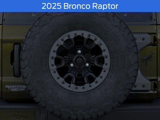 Photo of 2025 Shelter Green Metallic Ford Bronco