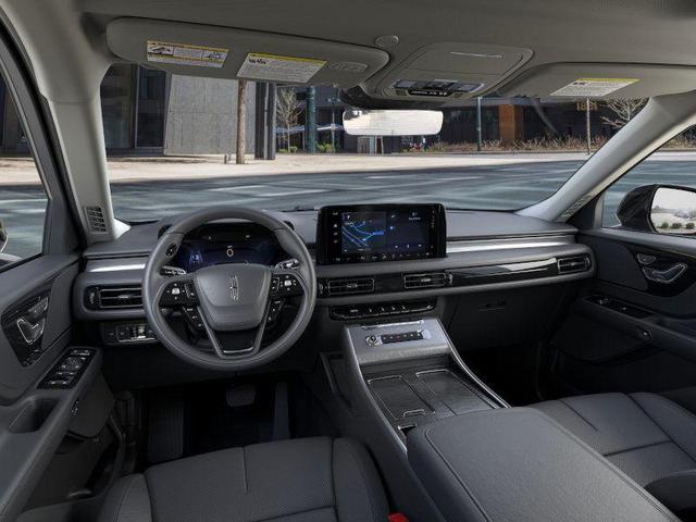 Photo of 2025 INFINITE BLACK MET CC Lincoln Aviator