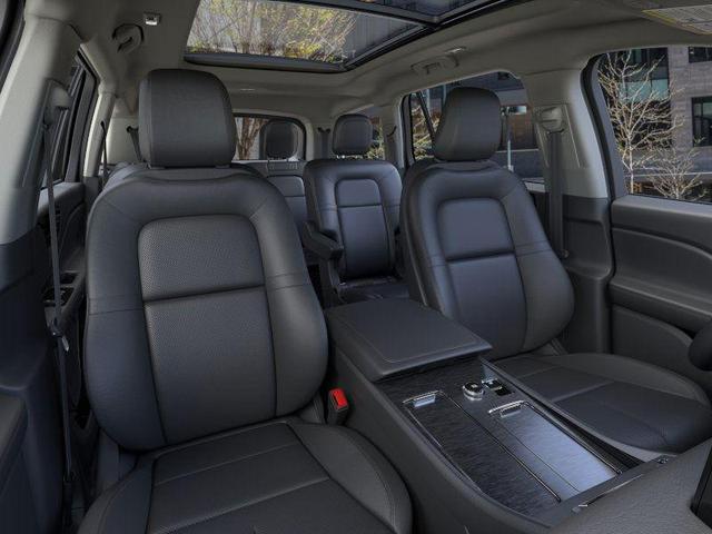 Photo of 2025 INFINITE BLACK MET CC Lincoln Aviator