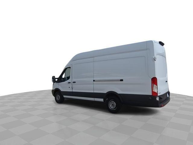 Photo of 2018 OXFORD WHITE Ford Transit-350