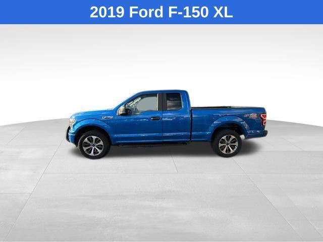 Photo of 2019 Blue Ford F-150