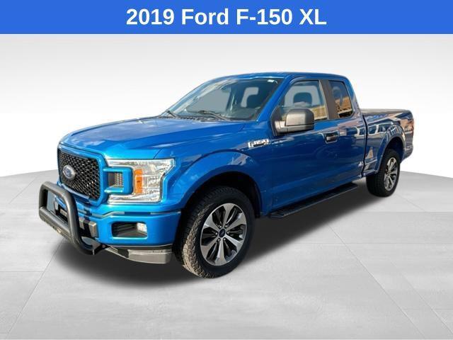 Photo of 2019 Blue Ford F-150