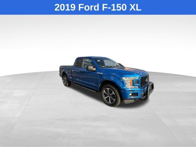 Photo of 2019 Blue Ford F-150