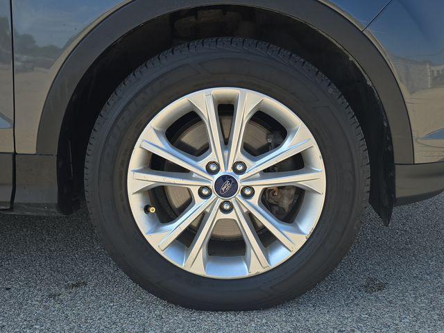 Photo of 2017 Magnetic Ford Escape