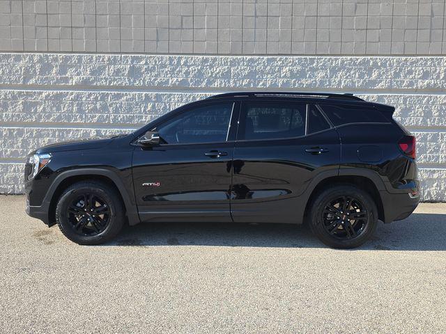 Photo of 2023 Ebony Twilight Metallic GMC Terrain