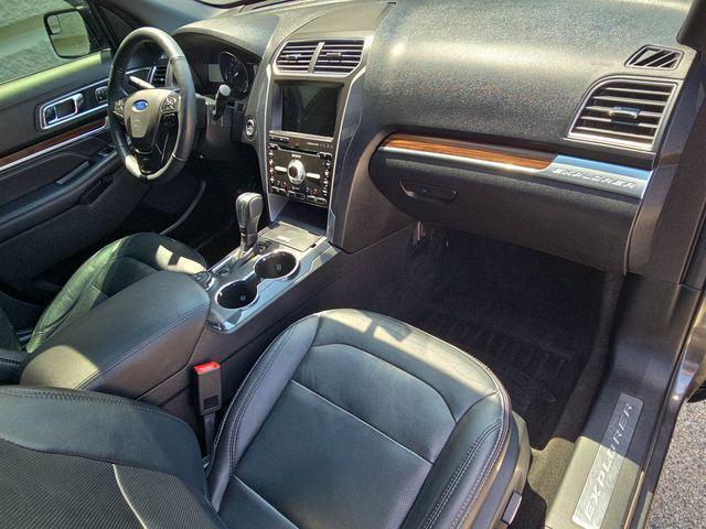 Photo of 2018 Magnetic Ford Explorer