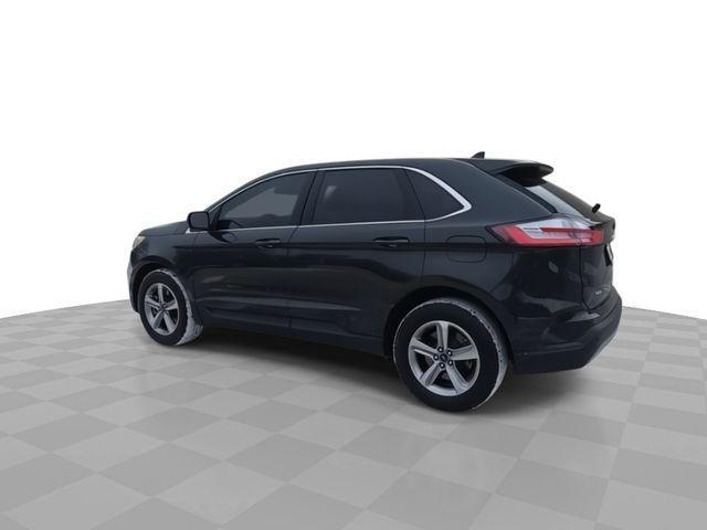 Photo of 2022 Forged Green Metallic Ford Edge