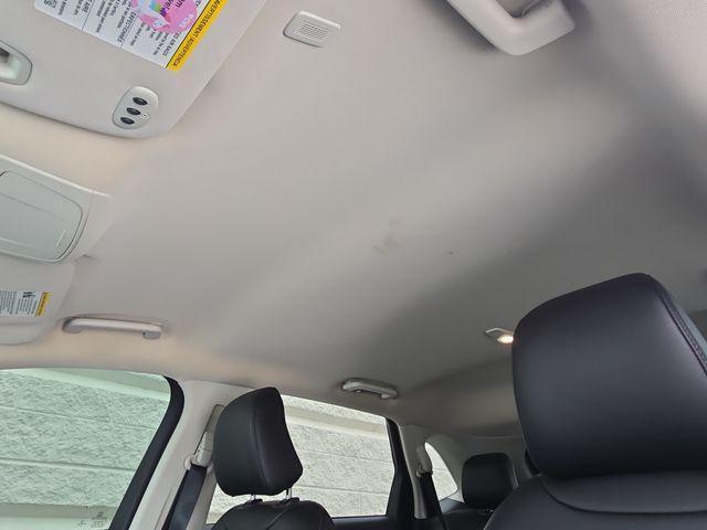 Photo of 2022 Forged Green Metallic Ford Edge