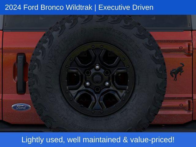 Photo of 2024 Hot Pepper Red Metallic Tinted Clearcoat Ford Bronco