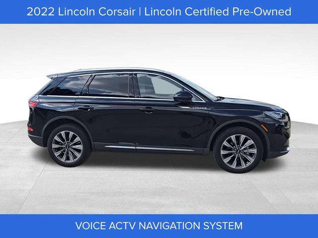 Photo of 2022 Infinite Black Metallic Clearcoat Lincoln Corsair