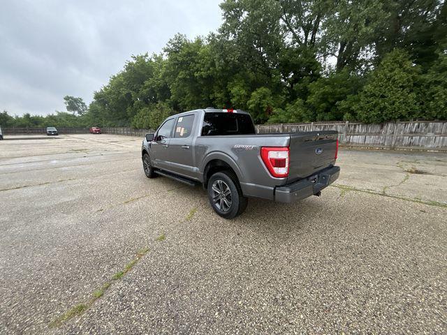 Photo of 2022 Carbonized Gray Metallic Ford F-150