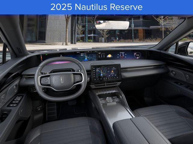Photo of 2025 Infinite Black Metallic Clearcoat Lincoln Nautilus