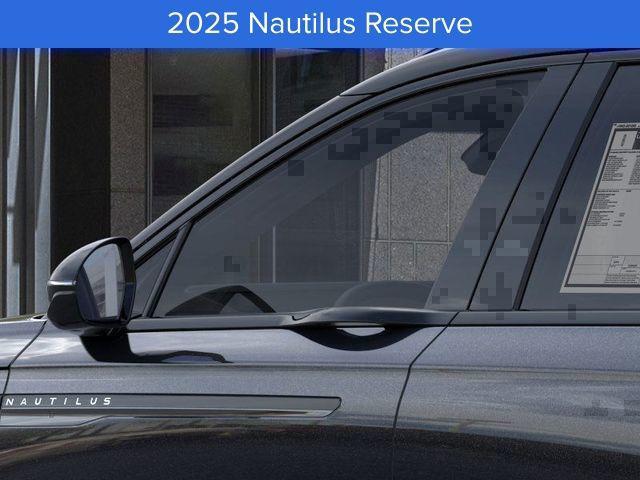 Photo of 2025 Infinite Black Metallic Clearcoat Lincoln Nautilus