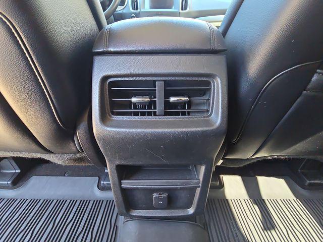 Photo of 2019 Stone Gray Ford Edge