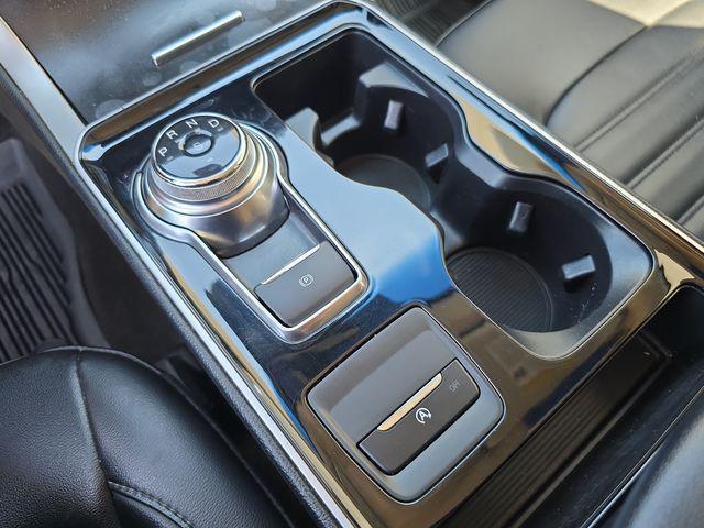 Photo of 2019 Stone Gray Ford Edge